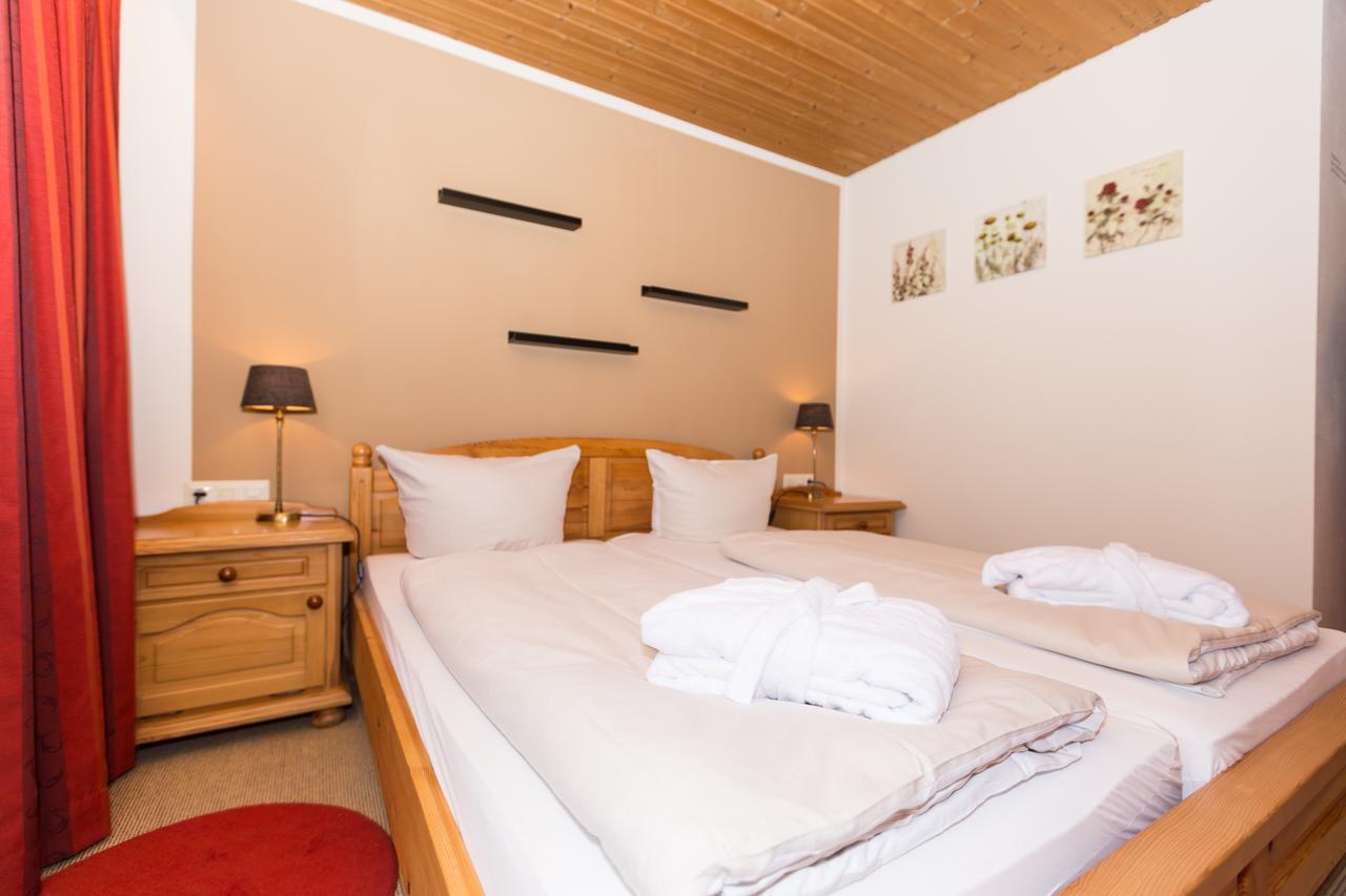 Deva Hotel Kaiserblick Reit im Winkl Luaran gambar